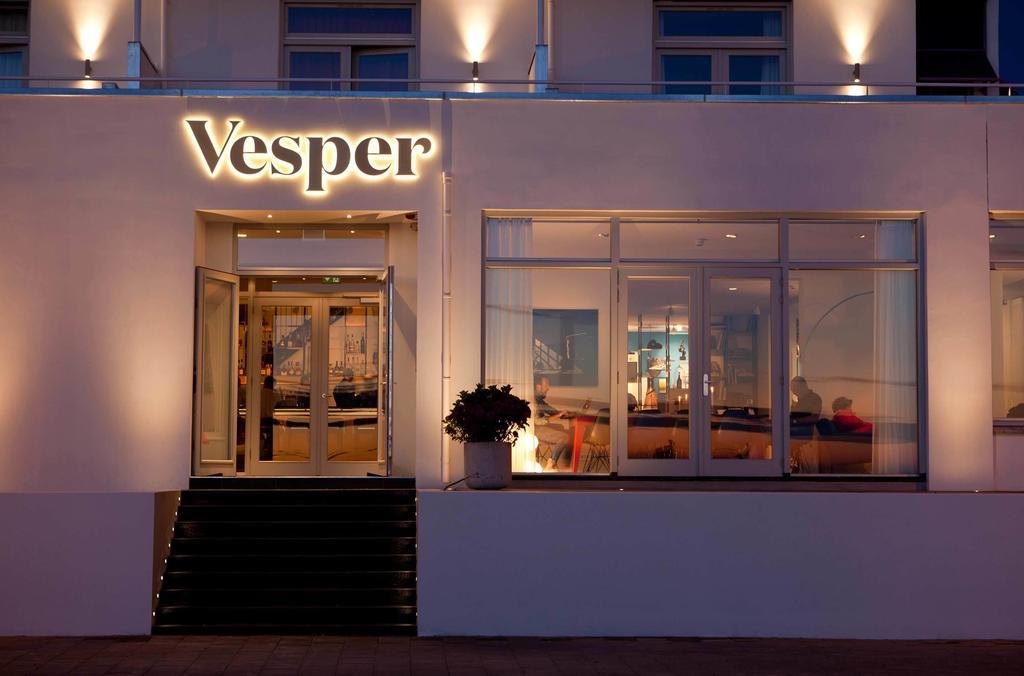 Vesper 4*